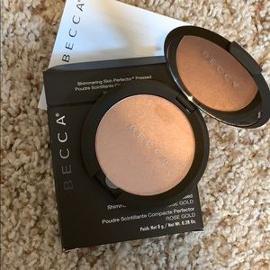 Becca Shimmering Skin Rose Gold Highlighter